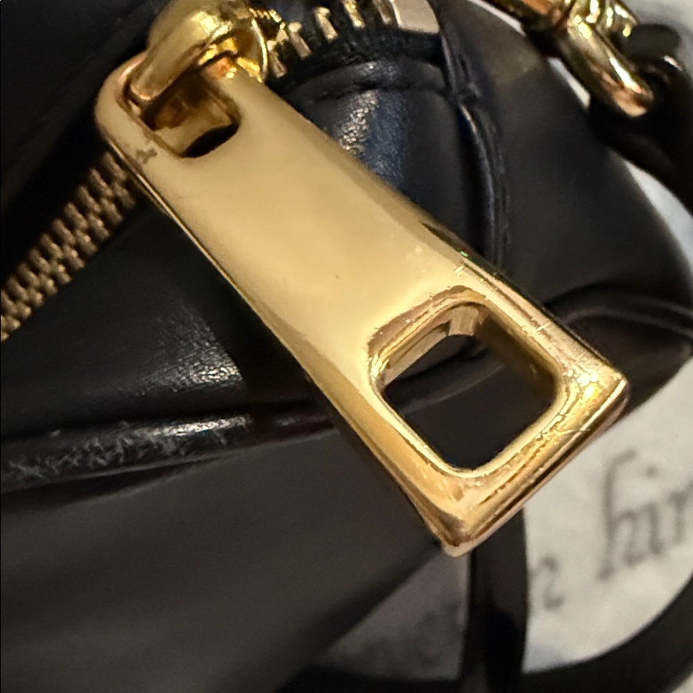 Marc Jacobs Crossbody Bag with pattern leather strap preowned - Picture 16 of 16